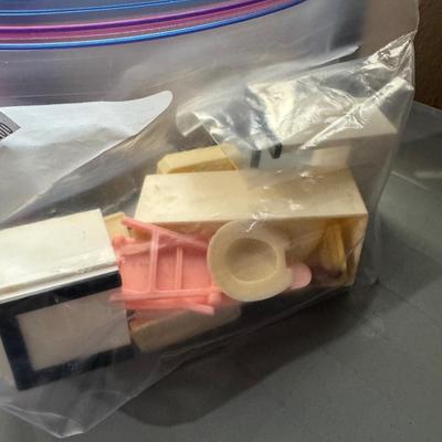 Sale Photo Thumbnail #376: Plastic & wooden doll house furniture

Shelf not included