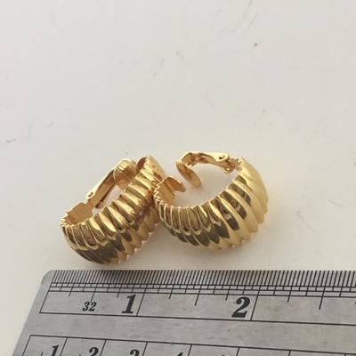 Sale Photo Thumbnail #58: See attached pictures