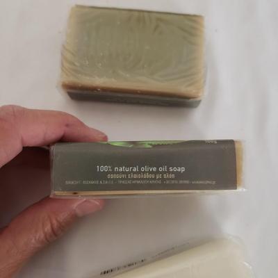 NIB Soaps and Candles (P-KD)