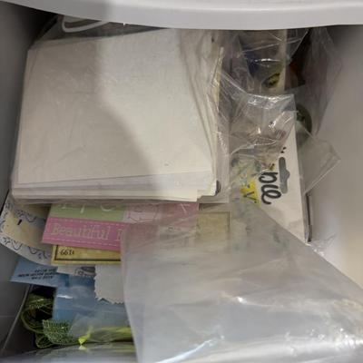 Sale Photo Thumbnail #417: Scrapbooks
Hole punches
Stickers
Scrapbook case

Table not included