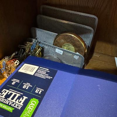 Sale Photo Thumbnail #425: Office supplies
Paper clips
CDs 
Pen holder
Expandable files
