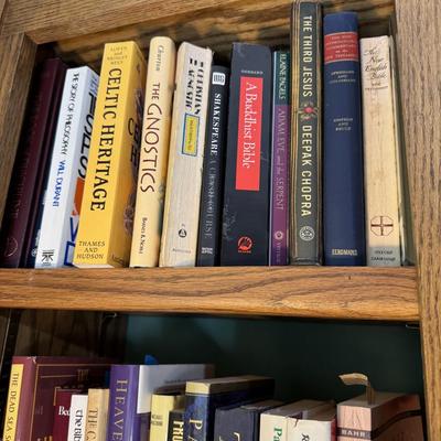 Sale Photo Thumbnail #452: Misc books