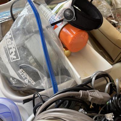 Sale Photo Thumbnail #499: Electrical
Gardening
Hot water bath
Pressure cooker (no jiggle top)

Table not included