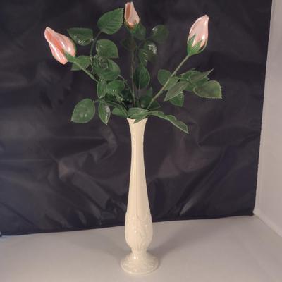 Lenox USA Porcelain Vase with Seashell Flowers