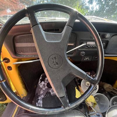 Lot 1 1972 VW Bug Beetle
