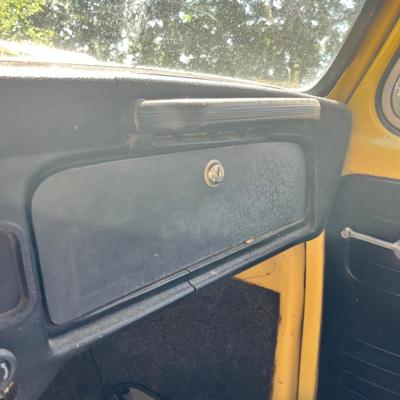 Lot 1 1972 VW Bug Beetle