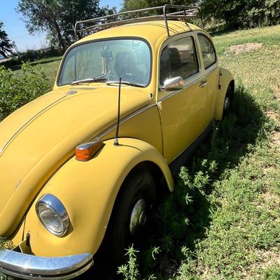 Lot 1 1972 VW Bug Beetle