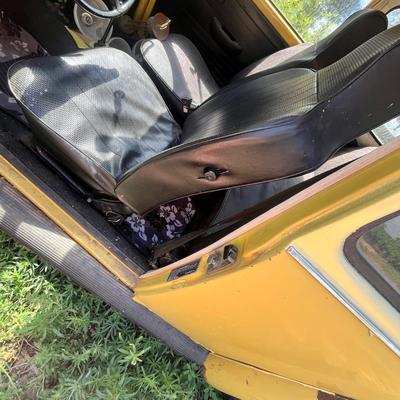Lot 1 1972 VW Bug Beetle