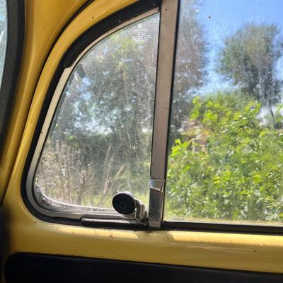 Lot 1 1972 VW Bug Beetle