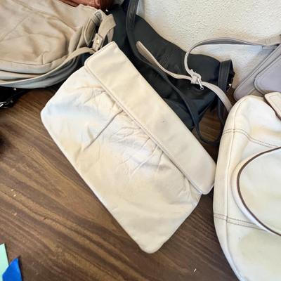 Lot 6 Purses & bags