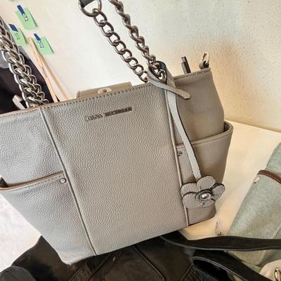 Lot 9 Asst'd purses/ bags