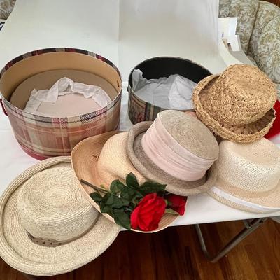 Lot 11 Awesome vintage hats!