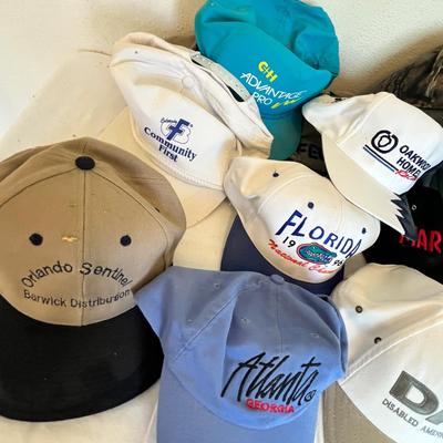 Lot 12 Super lot of farmers hats
