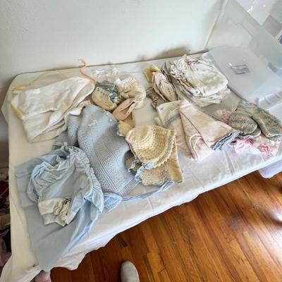 Lot 19 Baby clothes lot