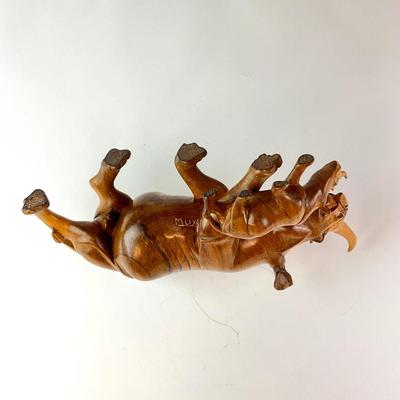 Sale Photo Thumbnail #1138: Measures: 10.5" long x 6" high x 4" wide