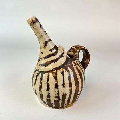 Sale Photo Thumbnail #1155: Measures: 6" long x 7.25" high x 4.5" wide
