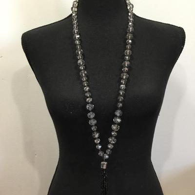 Beautiful very nice Chicos gunmetal Gray tone & Beautiful, faceted, glass bead tassel necklace