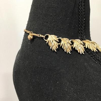 Beautiful Laguna signed gold, toned collar, choker necklace