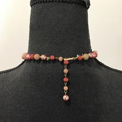 Beautiful Vintage glass bead choker necklace