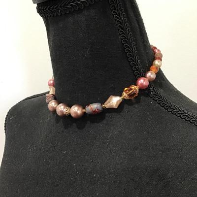 Beautiful Vintage glass bead choker necklace