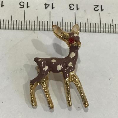 Vintage Deer pin Enamel