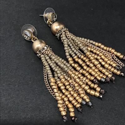 Cute tassel earrings