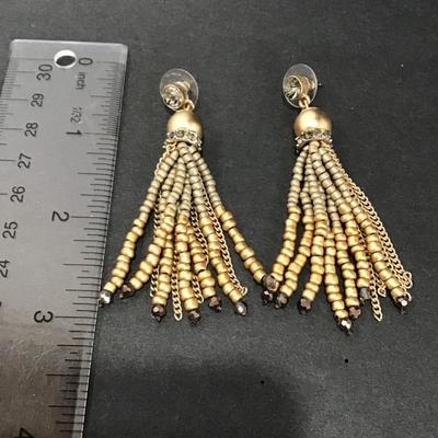 Cute tassel earrings