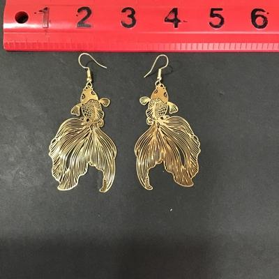 Gold tone, Koi fish, earrings, hook type