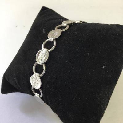 Vintage Sarah Coventry, silver toned textured bracelet