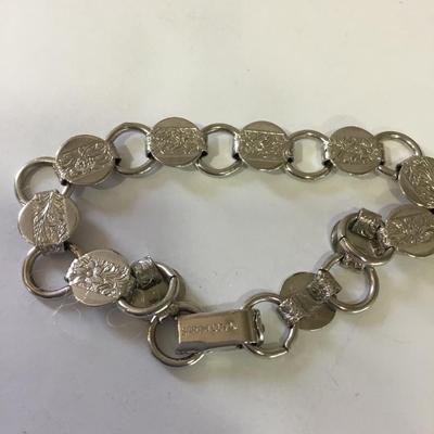 Vintage Sarah Coventry, silver toned textured bracelet