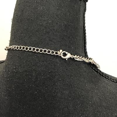 SilverTone fashion necklace