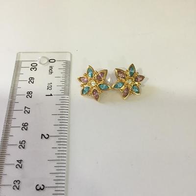 Cute, gold, toned, multicolored, rhinestone, flower, stud earrings