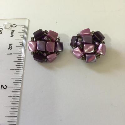 Vintage Japan, purple shell clip on earrings