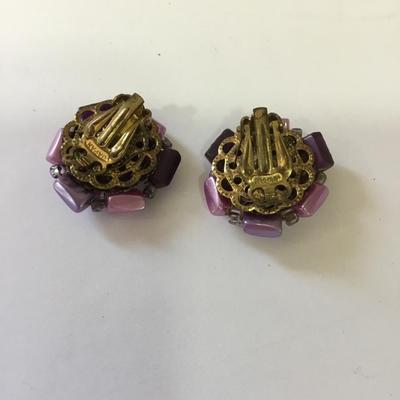 Vintage Japan, purple shell clip on earrings