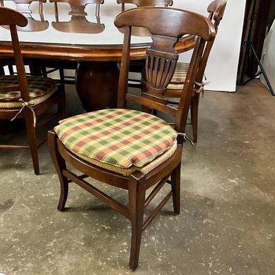 Sale Photo Thumbnail #1287: Excellent Condition, has two pedestals with glass top (one piece)
Chairs measure: 22" wide x 37.5" high x 18.5" seat height
Table measures: 1'6" long x 51" wide x 31" high