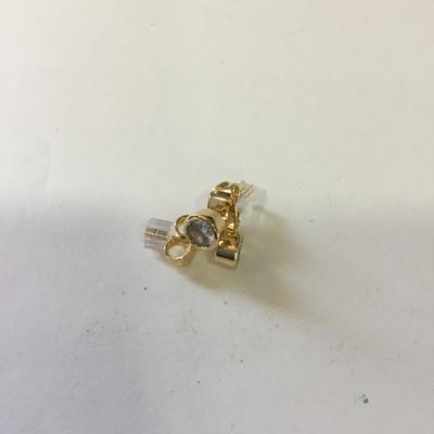 Beautiful crystal stud earrings