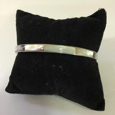 Vintage bracelet shell