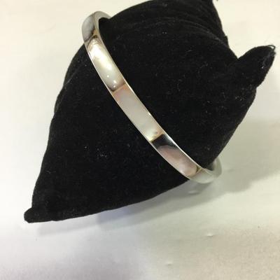 Vintage bracelet shell