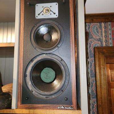 Vintage Polk Audio Speakers 2 5B Speakers with 1 CS150