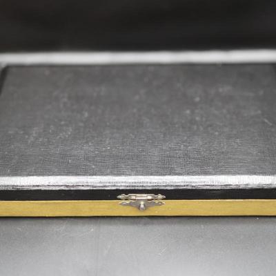 Vintage Six Stainless Steel Steak Knives