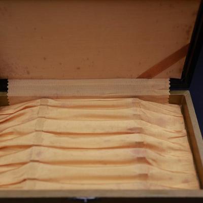 Vintage Six Stainless Steel Steak Knives