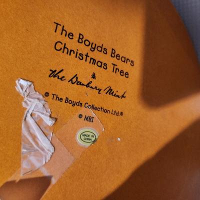 Danbury Mint Boyds Bears Christmas Tree Lights up w Box