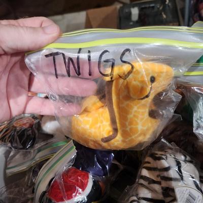Lot of 70 Vintage Ty Beanie Babies Plush Toys w Blue Tote