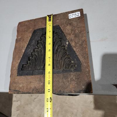 Vintage Decorative Architectural Mold