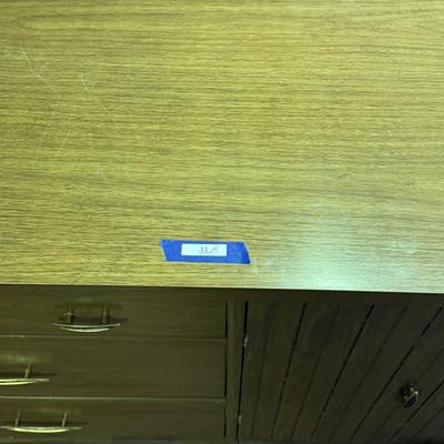 Sale Photo Thumbnail #924