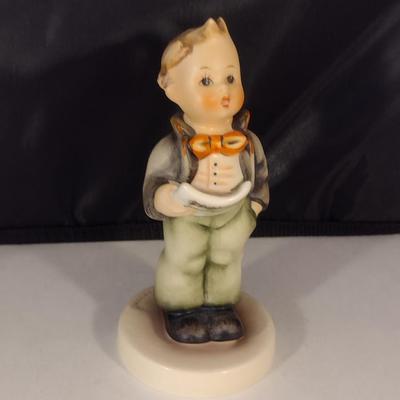 Pair of Vintage Goebel Hummel Figurines