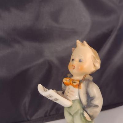 Pair of Vintage Goebel Hummel Figurines