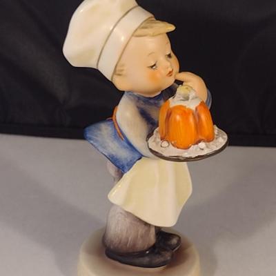 Pair of Vintage Goebel Hummel Figurines