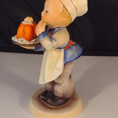 Pair of Vintage Goebel Hummel Figurines