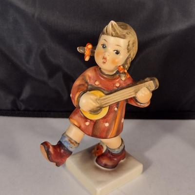 Pair of Vintage Goebel Hummel Figurines